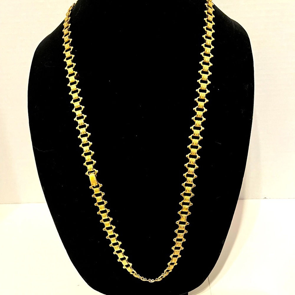70's Sarah Coventry Necklace, Gold Tone Necklace,Gold Chain - Picture 5 of 7